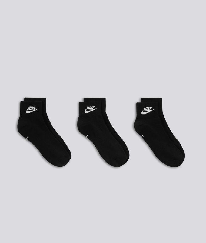 Nike Cozy Classic Ankle Socks in Midnight Black