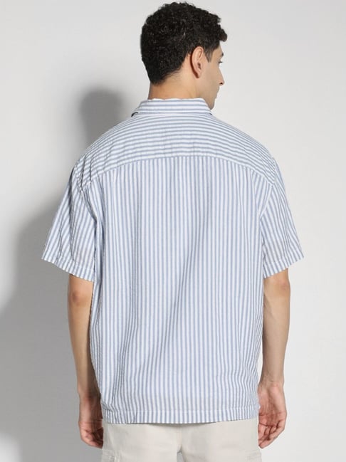 AMERICAN EAGLE Classic Striped Short Sleeve Shirt