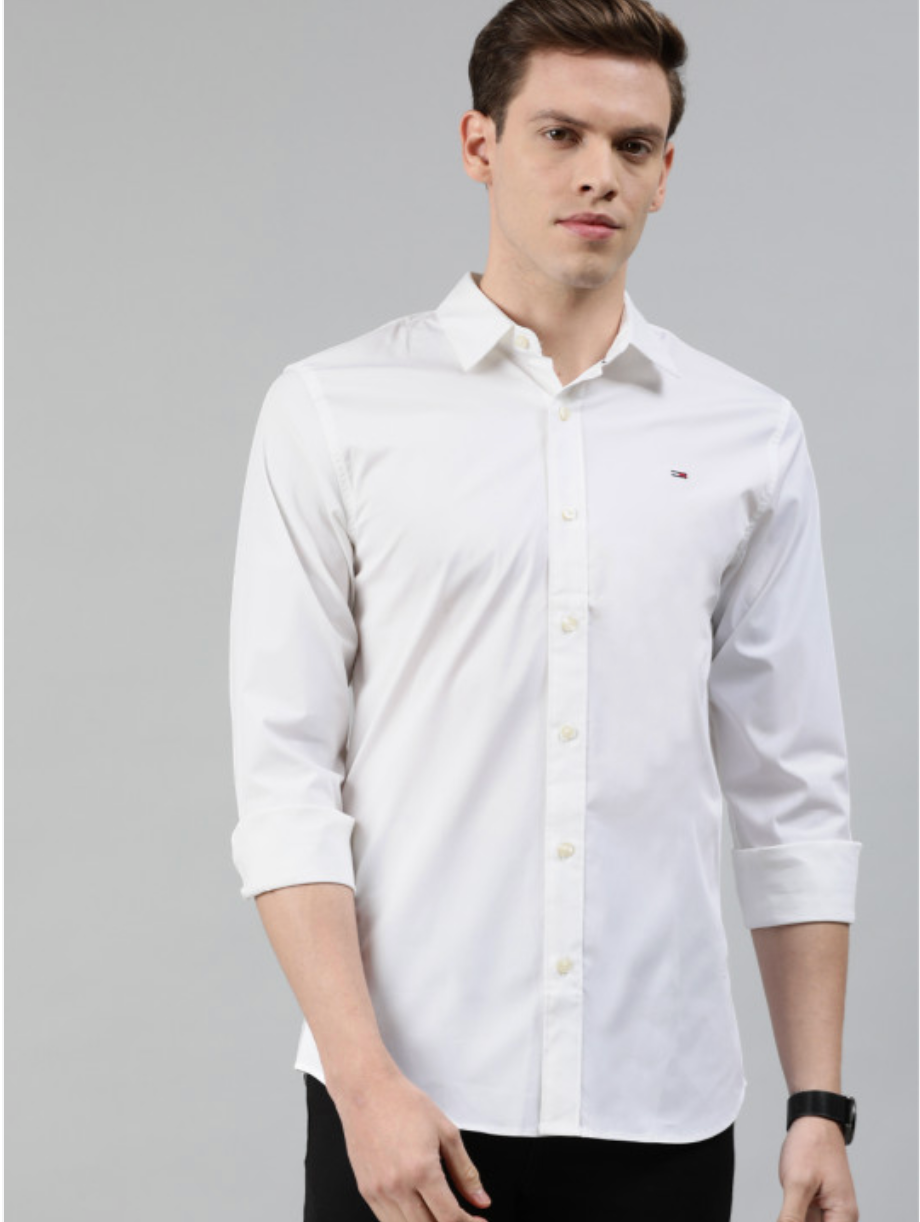TOMMY JEANS Crisp Cotton Classic White Button-Up Shirt
